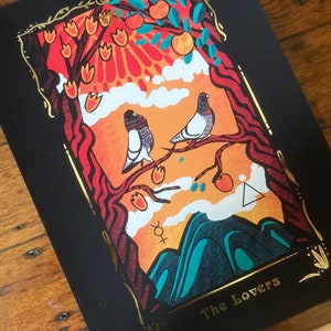 The Lovers VI folietarotprint-deluxe A4-kunstprint (8 x 11 inch) duivenliefhebber, gotisch decor, vogelcadeau, occulte ornithologie, rotsduif,