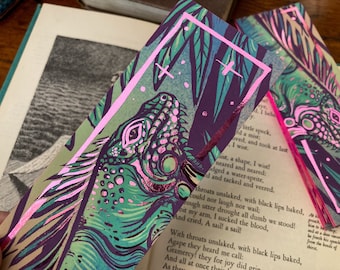 Funky iguana  bookmark (148x52mm) - Pink foiled with fluorescent edges, reptile lover gift, 60s style, green iguana, book nook, accessories