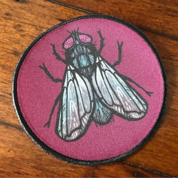Housefly- iron on patch 8x8cm circular- goth, bug lover gift, punk, occult, satanic, patches for jackets, plague, sow on, insects, fly