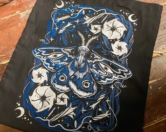 Bolsa de mano 100 % algodón con estampado de polilla lunar: accesorios góticos, ocultismo, compras, regalo para amantes de las polillas, horror, compras reutilizables, flor lunar