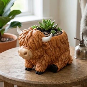 STL-fil för plantering av Highland Cow | 3D-modell av suckulentkruka med lurvig kalv (digital nedladdning)