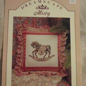 Ulotka Dreamscape 3 Haft krzyżykowy Misty Rocking Horse autorstwa Teresy Wentzler