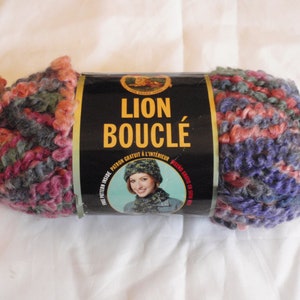 Discontinued Lion Brand Yarn Skein Lion Boucle Wild Berries, Lime Blue