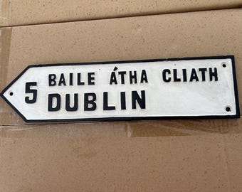 Groot dubbelzijdig gietijzeren bord Dublin