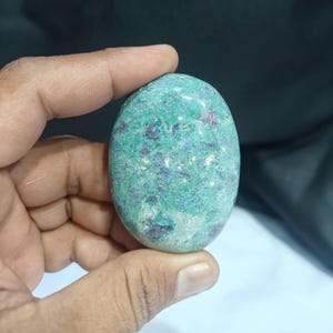 Natural Ruby Zoisite Palmstone, Polished Worry Stone, Green Pink Crystal (30x40x15mm)