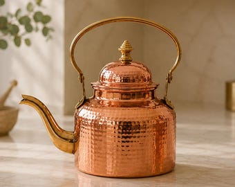 Handgemaakte puur koperen waterkoker, gepersonaliseerde gegraveerde waterkoker, gehamerd koperen theepot, messing handvat, decor huwelijkscadeau, cadeau voor haar