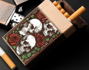 Bones and Roses – Zigarettenetui aus Holz, lasergraviert und handbemalt – Holzbox mit 10 Zigarettenfächern (Standardgröße)