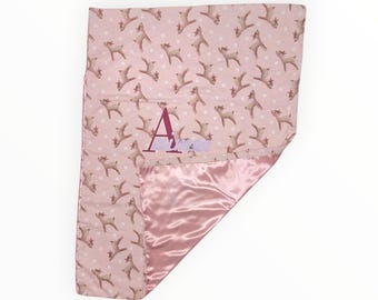 Gepersonaliseerde satijnen babydeken en peuterkussenset | Aangepaste naam babycadeau | Luxe handgemaakt babybeddengoed | Aandenken babyshower