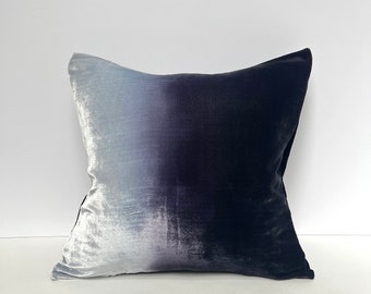 Samt-Ombre-Kissen Scotch grau bis schwarz Samt 18 "(45 cm) quadratischer Kissenbezug, handbemalt.