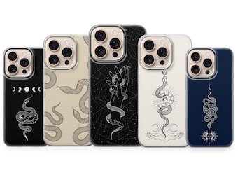 iPhone 17 Pro Max、16e、15、14、13、Samsung S26 Ultra、S25 FE、A57、A56、Pixel 10、9A 用のスネーク柄の魔女風スマホケース