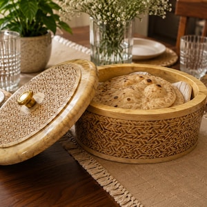 Scatola per roti in legno intagliata a mano con pomello in ottone / Contenitore tradizionale per chapati