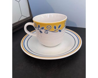 455. Corelle Coördinaten 4-delige kop en schotelset geelblauwe scroll vitrelle