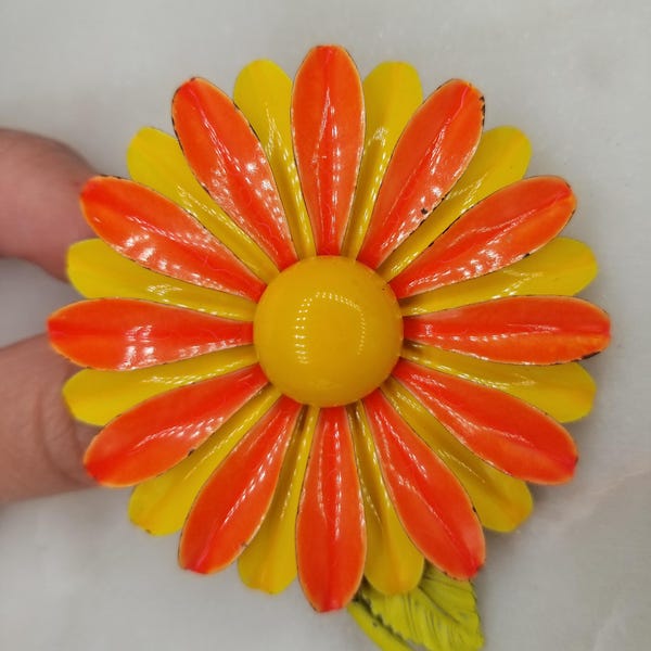 Vintage Yellow and Orange Enamel Stemmed Daisy Flower Brooch