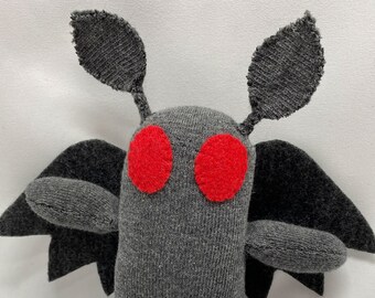 Poupée monstre Baby Mothman chaussettes