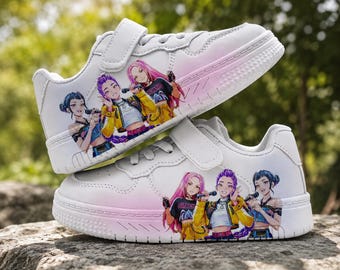 K-Pop Demon Hunter Kinderschuhe, K-Pop Anime inspirierte Kinder-Turnschuhe, kundenspezifische K-Pop inspirierte Grafik-Turnschuhe für Kinder, Geschenk für K-Pop-Fans.