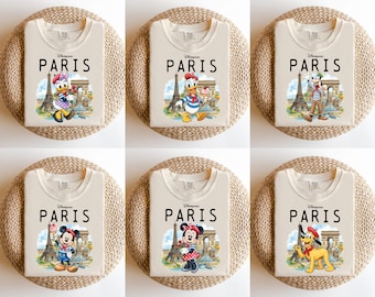 Camiseta Comfort Colors Disney con todos los personajes de Disneyland París, camiseta de Mickey y sus amigos de París, conjunto a juego para vacaciones con amigos.