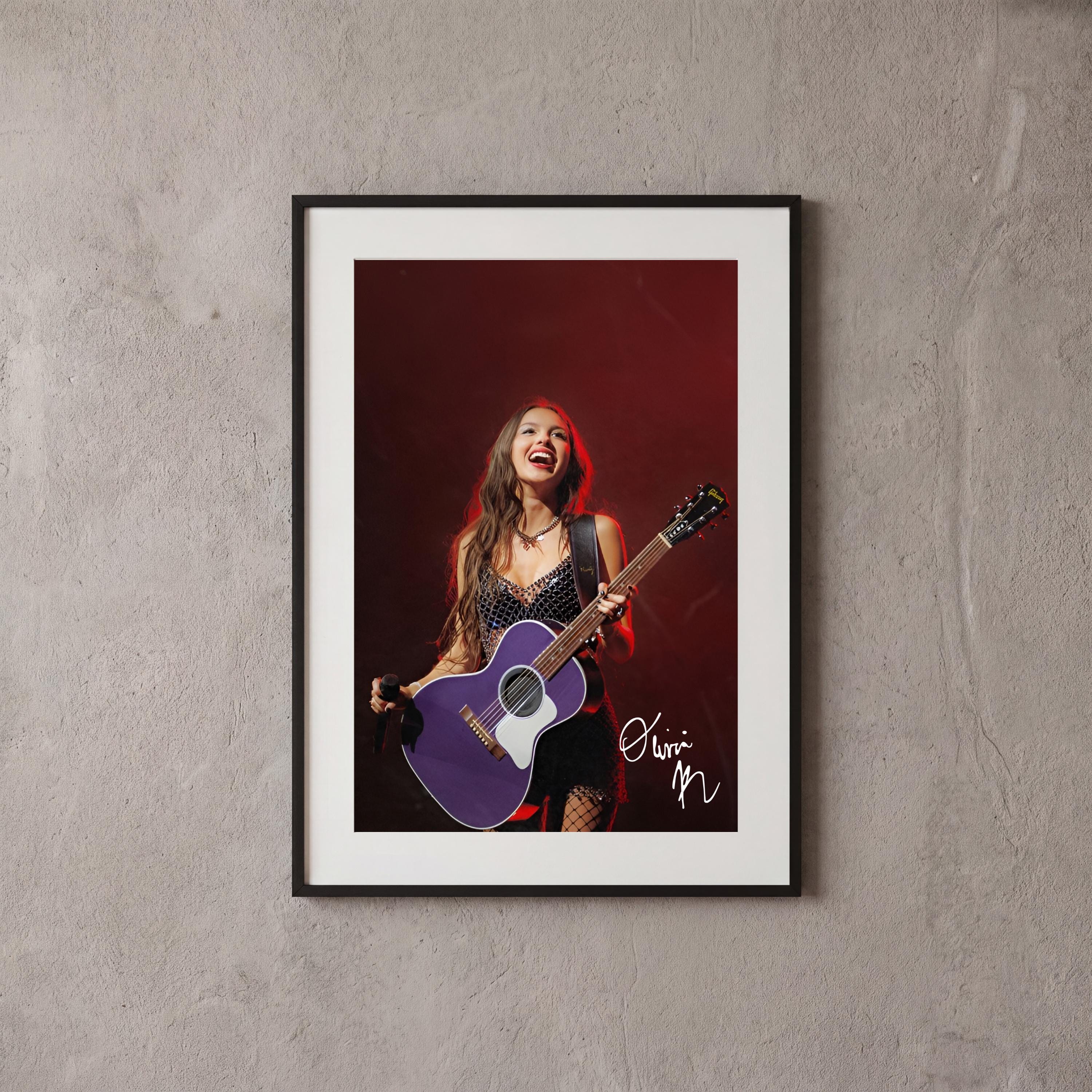Olivia rodrigo signed - Etsy 日本