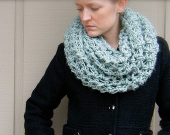 DIY Crochet Pattern: Roving Infinity Scarf, easy crochet P D F, chunky yarn, scarf, cowl, InStanT DowNLoaD