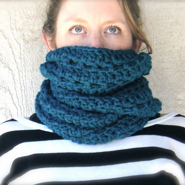 PATTERN: Flux scarf, Easy crochet pattern PDF, bulky warm cowl, infinity scarf, chunky yarn, InStAnt DiGiTaL DoWnLoAd, Permission to Sell