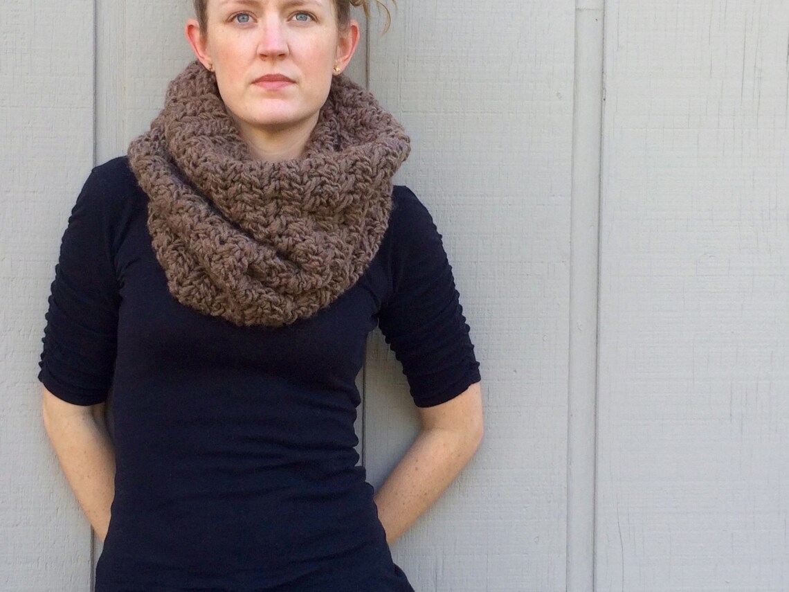 2 Crochet Patterns: Infinity Scarf Cowl Chunky Bulky Yarn | Etsy