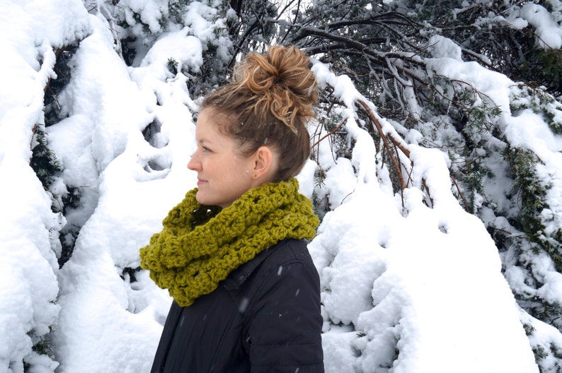 DIY PATTERN: Skye Cowl, super bulky scarf, easy crochet PDF, chunky infinity scarf, InStAnT DoWnLoAd, Permission to Sell image 4