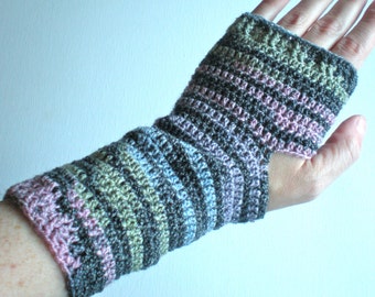 PATTERN: Tweety Pie Gloves, fingerless texting mittens, knit-look stretchy mitts,  InStAnT DoWnLoAd Permission to Sell