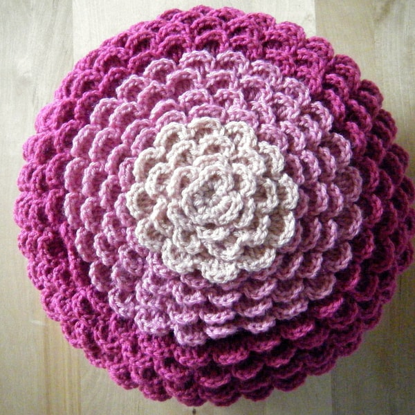 DIY Crochet Pattern:  flower pillow, round pillow cover, shabby chic home decor, ombre, easy crochet InStAnT DoWnLoAd, Permission to Sell