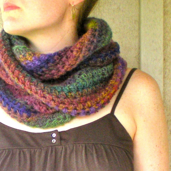 PATTERN: Wildflower Cowl, easy crochet PDF, Infinity Circle Cowl, Scarf, ombre neckwear, InStAnT DoWnLoAd, Permission to Sell