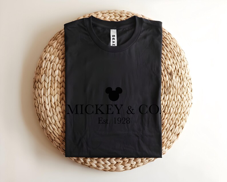 Mickey And Co Shirt, Vintage Disney T-shirt, Minimalist Mickey Tee, Est 1928 Disney Shirt, Disneyland Trip Apparel, Aesthetic Disney Gift bild 6