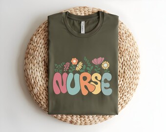 Chemise d'infirmière florale groovy, t-shirt rétro praticien enregistré