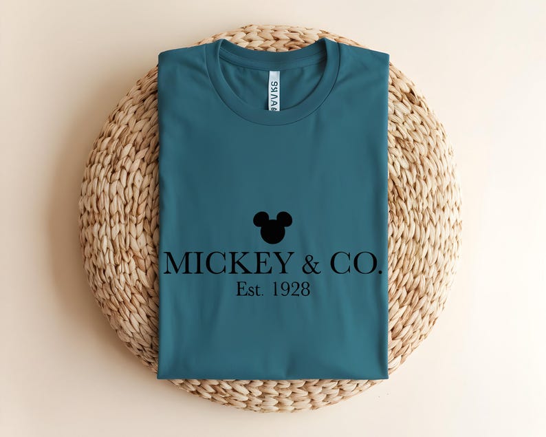 Mickey And Co Shirt, Vintage Disney T-shirt, Minimalist Mickey Tee, Est 1928 Disney Shirt, Disneyland Trip Apparel, Aesthetic Disney Gift bild 9