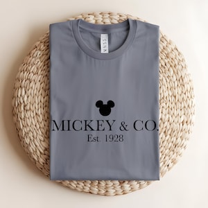 Mickey And Co Shirt, Vintage Disney T-shirt, Minimalist Mickey Tee, Est 1928 Disney Shirt, Disneyland Trip Apparel, Aesthetic Disney Gift bild 1