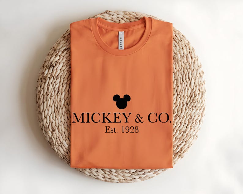 Mickey And Co Shirt, Vintage Disney T-shirt, Minimalist Mickey Tee, Est 1928 Disney Shirt, Disneyland Trip Apparel, Aesthetic Disney Gift bild 4