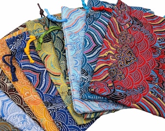 Beautiful silk brocade gift bags, buy a set for huge savings! Available in 10 different colours 14cm x 10 cm