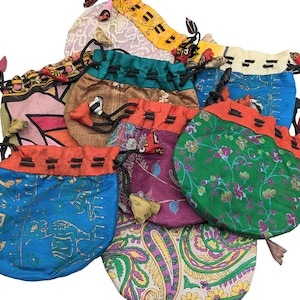 Pochettes en sari recyclées NOUVELLE TAILLE