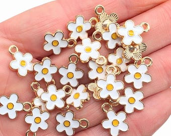 10pcs little daisy charms or BULK BUY 100!!