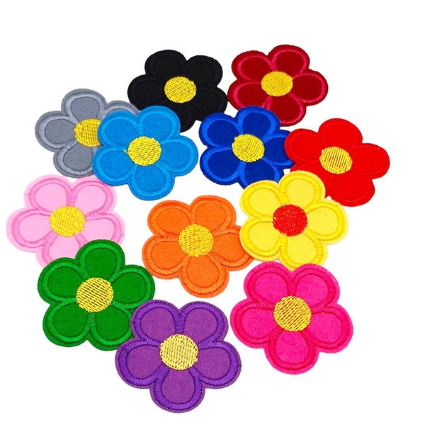 Lot de 10 magnifiques patchs floraux thermocollants, choisissez votre couleur !