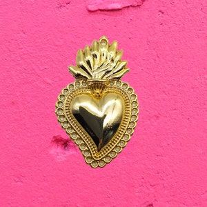 BULK BUY Set of 10 Ex-voto sacred heart charms