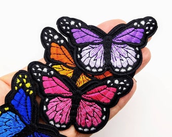 Wunderschöne Schmetterlingsaufnäher, erhältlich in 8 Farben