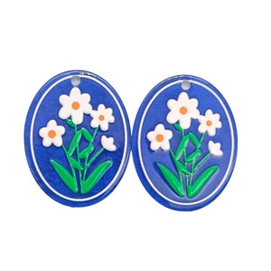 Gorgeous pair of 2 flower pendants