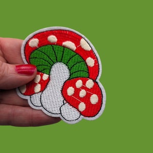 Patchs thermocollants mignons en forme de champignon