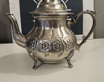 Authentieke Marokkaanse theepot vintage handgegraveerd maillechort alpacazilver, traditionele boho munttheepot, ambachtelijk gestempeld verzamelobject