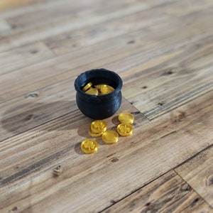 Dollhouse St.Patrick's Day Pot of Gold Decor - Tiny Leprechaun Trap