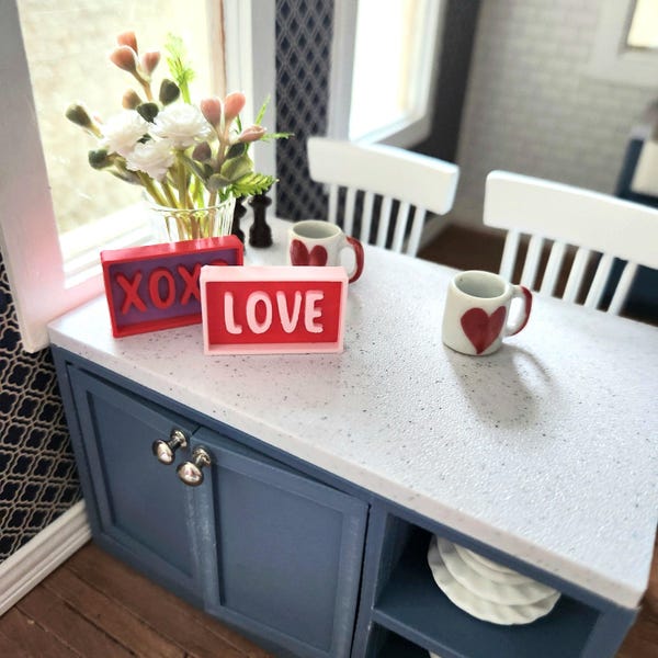 Dollhouse Valentine's Day Miniature Decor Sign - Love XOXO Red Purple Pink White
