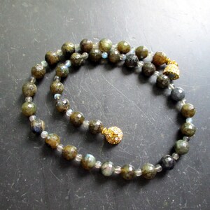 Necklace, labradorite, dark green, faceted, magnetic clasp, glitter, jewelry, women
