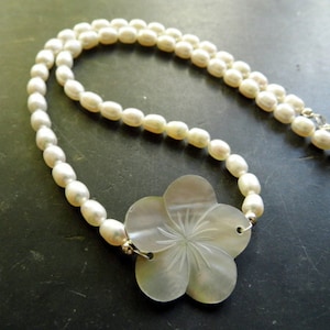 Colar, branco, noiva, pérolas de água doce, flor, madrepérola, casamento, pérolas, colar