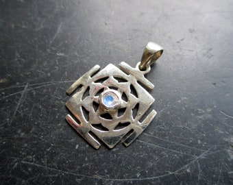 Pendant, Yantra, Sri Yantra, Sterling Silver, Moonstone, Esoteric, Protection