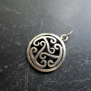pendant, knot, celtic, sterling silver, jewelry, unisex, celtic knot, unisex