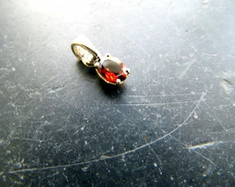 Pendant, sterling silver, garnet, red, faceted, oval, delicate, jewelry, women