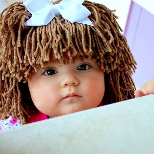 Bonnet bébé inspiré de l'écusson chou, bonnet d'hiver, accessoire photo, perruque de cheveux mode pour bébés filles, déguisement pour bébé, idées cadeaux pour la mode hivernale